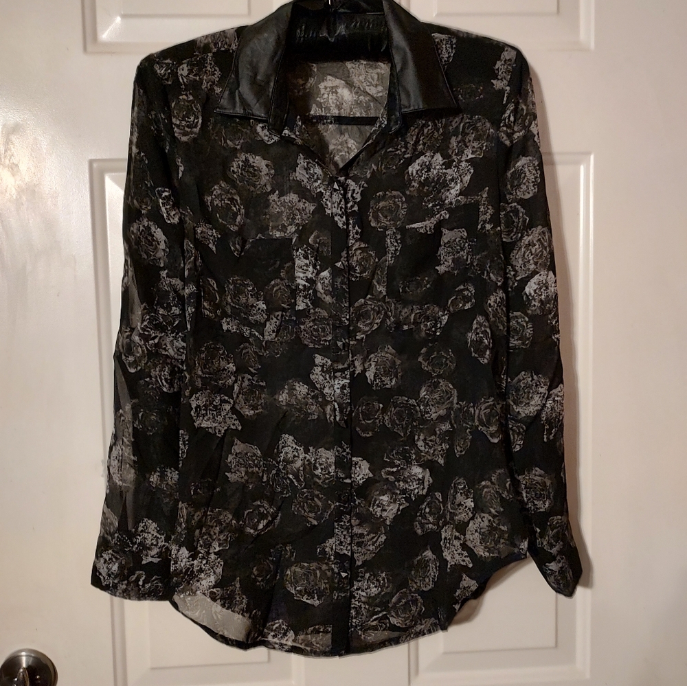 🖤🕷️🖤 Stellar Gothic Black & Grey Roses Sheer Blouse & Leatherette Collar - MJ
